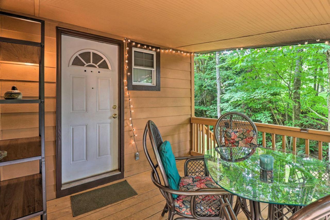 Vintage Creekside Cottage With Hot Tub And Grill! Maggie Valley Εξωτερικό φωτογραφία